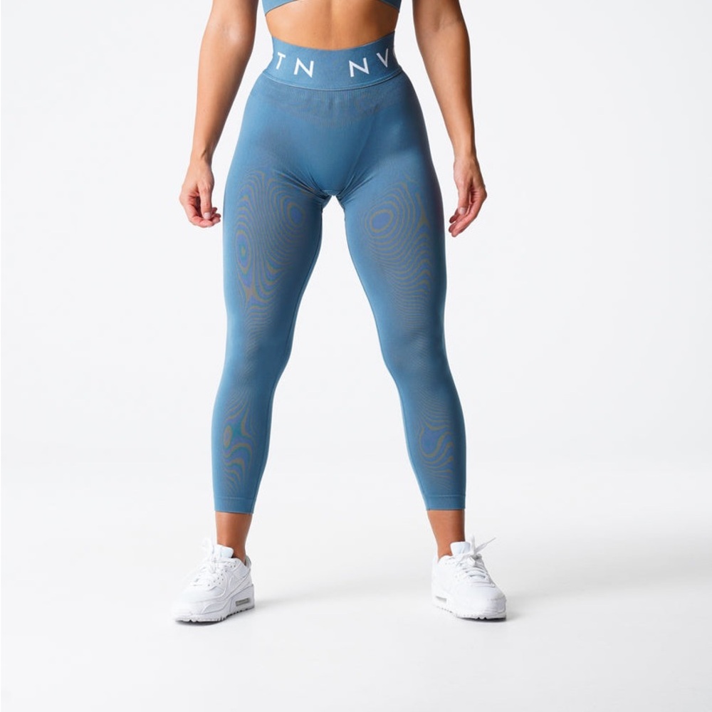 NVGTN stone blue sport seamless yoga pants seamless leggings size medium